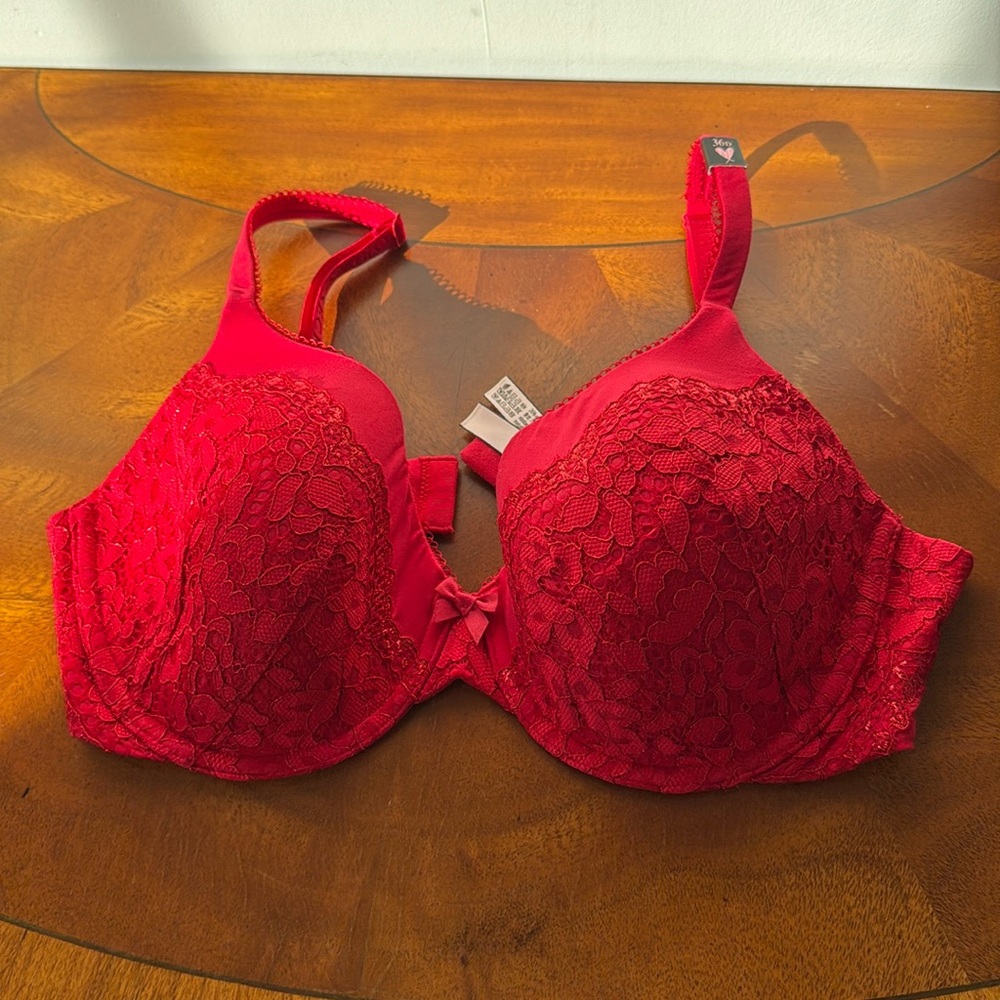 Victoria’s Secret bra, NWT